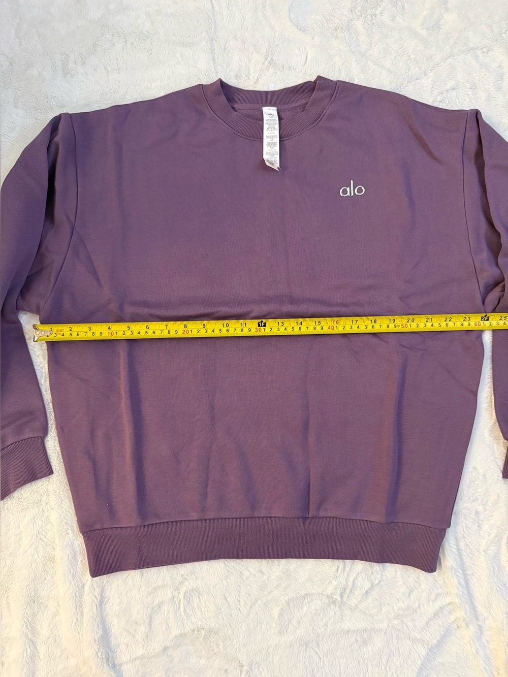 Alo Accolade Crewneck Pullover Sweatshirt in Plum Kiss Size Large NWT - Picture 5 of 6